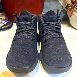 ALLBIRDS RUNNER UP MIZZLE 2 M10 NATURAL BLACK WOOL WITH BOX A10107M100 CASUAL Amazon.com | Allbirds Men main image 2